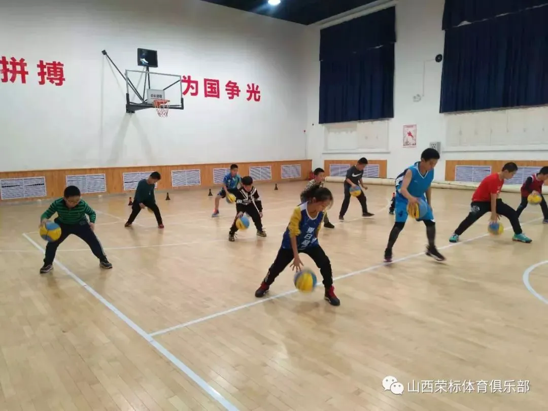如何通过数据分析改进篮球比赛战术训练_2